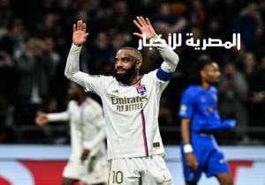 ليون يكتسح نيس برباعية ويواصل زحفه نحو مراكز المقدمة في الدوري الفرنسي