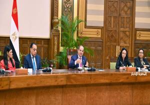 المتحدث الرئاسي ينشر صور الرئيس السيسي يشهد لقاء المرأة المصرية والأم المثالية