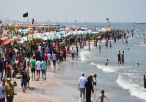 إنقاذ 59 حالة من الغرق بشواطئ رأس البر بدمياط