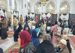 قافلة طبية مجانية بشربين توقع الكشف على 512 حالة في تخصصات الجهاز الهضمي والكبد