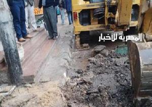 كسر خط مياه الشرب بمنطقة الجلاء في المنصورة وجهود للإصلاح