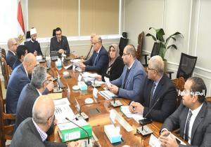 وزيرا الإسكان والأوقاف يبحثان التعاون في عدد من الملفات المشتركة