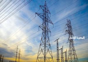 «الكهرباء» توقع عقد بـ 140 مليون جنيه لمجابهة زيادة الأحمال الكهربائية بمنطقة كهرباء القناة