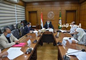 «الشيخ» يترأس اجتماع لجنة مراجعة العقارات بالدقهلية