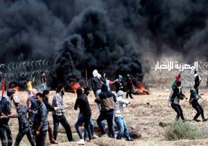 مقتل 3 فلسطينيين وإصابة العشرات بعد "اقتحام السياج"