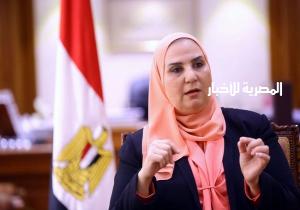 مساعدات عاجلة لأسر صيادي الدقهلية الذين تخطوا المياه الإقليمية بالسعودية