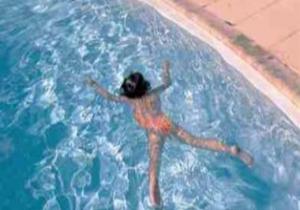 غرق طفلة فى حمام سباحة بمدينة الواسطى شمال بنى سويف