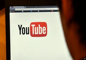 فيديو "فاضح" يتسبب في إحالة سيدة مصرية لمحاكمة عاجلة بتهمة "التحريض على الفجور" 