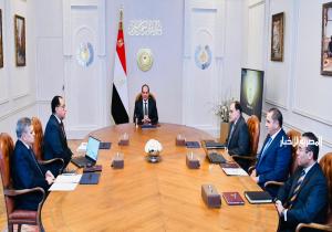 الرئيس يوجه بمواصلة تنفيذ إستراتيجية تطوير قناة السويس ومجراها الملاحي وكافة مرافقها وبنيتها التحتية