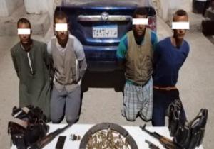 المتهمون بالاتجار في السلاح بأسيوط: بحثنا عن الثراء السريع