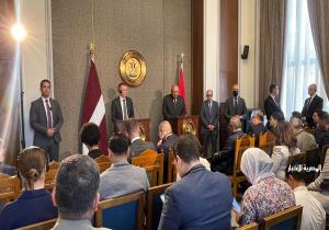 شكري يؤكد ضرورة الحفاظ على المؤسسات الليبية وفي مقدمتها مجلس النواب