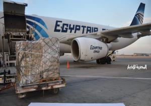 بالتنسيق مع «حياة كريمة».. مصر للطيران تنقل 50 طنًا من المواد الغذائية لأهالي أسوان