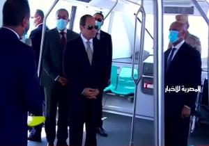 الرئيس السيسي يتفقد جرارات وقطارات السكك الحديدية الجديدة والمونوريل والقطار الكهربائى