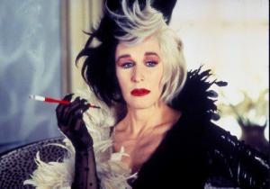 محادثات بين ديزنى والمخرج كريج جيليسبى لإخراج فيلم Cruella