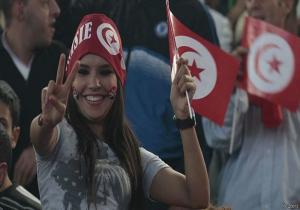 الناخبون في تونس يدلون بأصواتهم في انتخابات الرئاسة