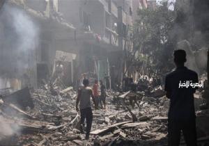 شهداء فلسطينيون بينهم 6 أطفال بقصف الاحتلال الإسرائيلي شقة سكنية ومنزلا في غزة وخان يونس
