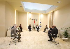وزير البترول يبحث مع إكسون موبيل استثمارات الشركة في مصر