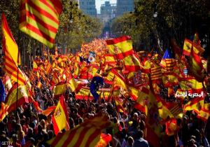 "مليونية" في برشلونة ضد انفصال كتالونيا