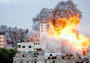 3 شهداء وإصابة آخرين في قصف قوات الاحتلال منزلين بخان يونس جنوب قطاع غزة
