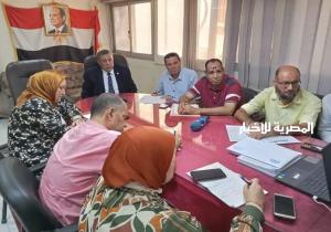 وكيل تعليم البحيرة يتابع مع رئيس الإدارة المركزية لشؤون المعلمين اجراءات سد العجز فى المعلمين