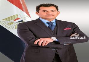 وزير الرياضة يهنئ محمد السيد بعد تتويجه ببرونزية الجائزة الكبرى للمبارزة في بودابست