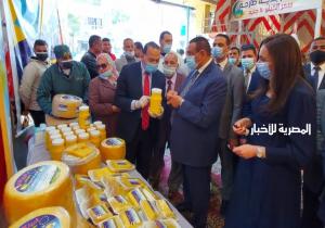 محافظ البحيرة  يفتتح معرض بيع السلع الغذائية بأرض المعارض بدمنهور