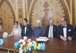 مبروك يا بطل.. مفتى الجمهورية يعقد قران الرائد محمد الحايس
